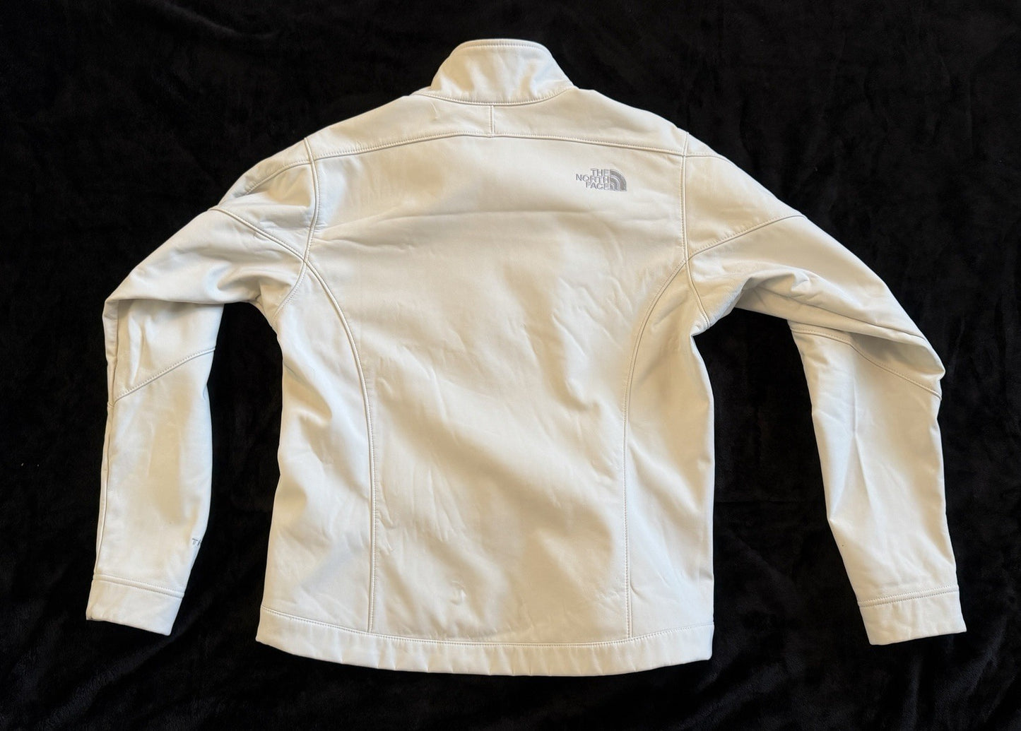 The North Face Apex Bionic Women’s Size M Pre-owned Excellent Condition - Sole Essentials