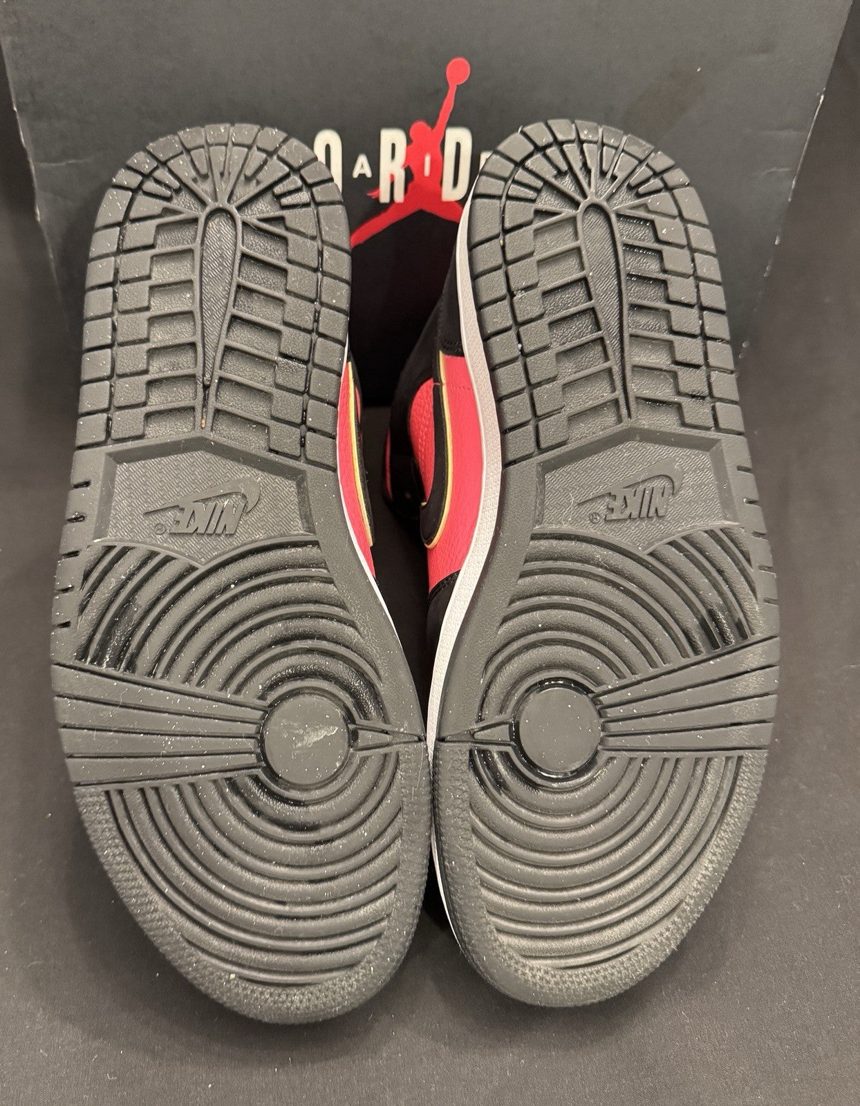 Jordan 1 Mid Black Hot Punch Women’s Size 8 Pre-owned BQ6472-006 - Sole Essentials