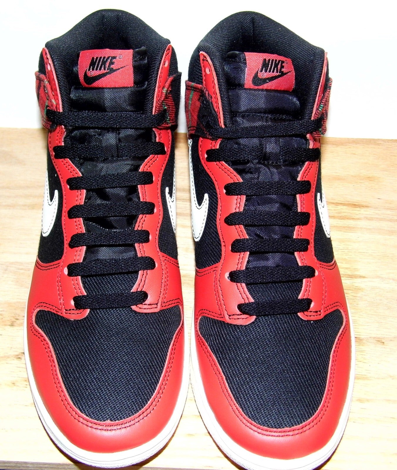 Nike Dunk SE High Tartan Plaid Red/Black Men's Size 9 DV0828-001 CLEAN - Sole Essentials