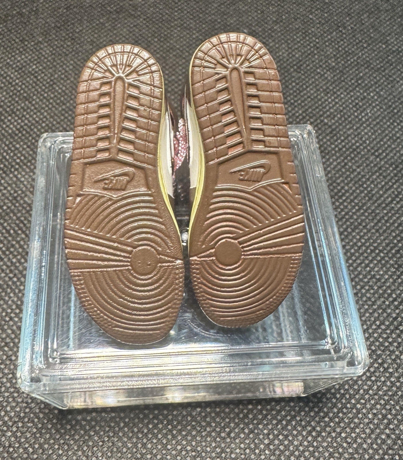 Air Jordan 1 Mini Sneaker Collectible Travis Scott OG High - Sole Essentials