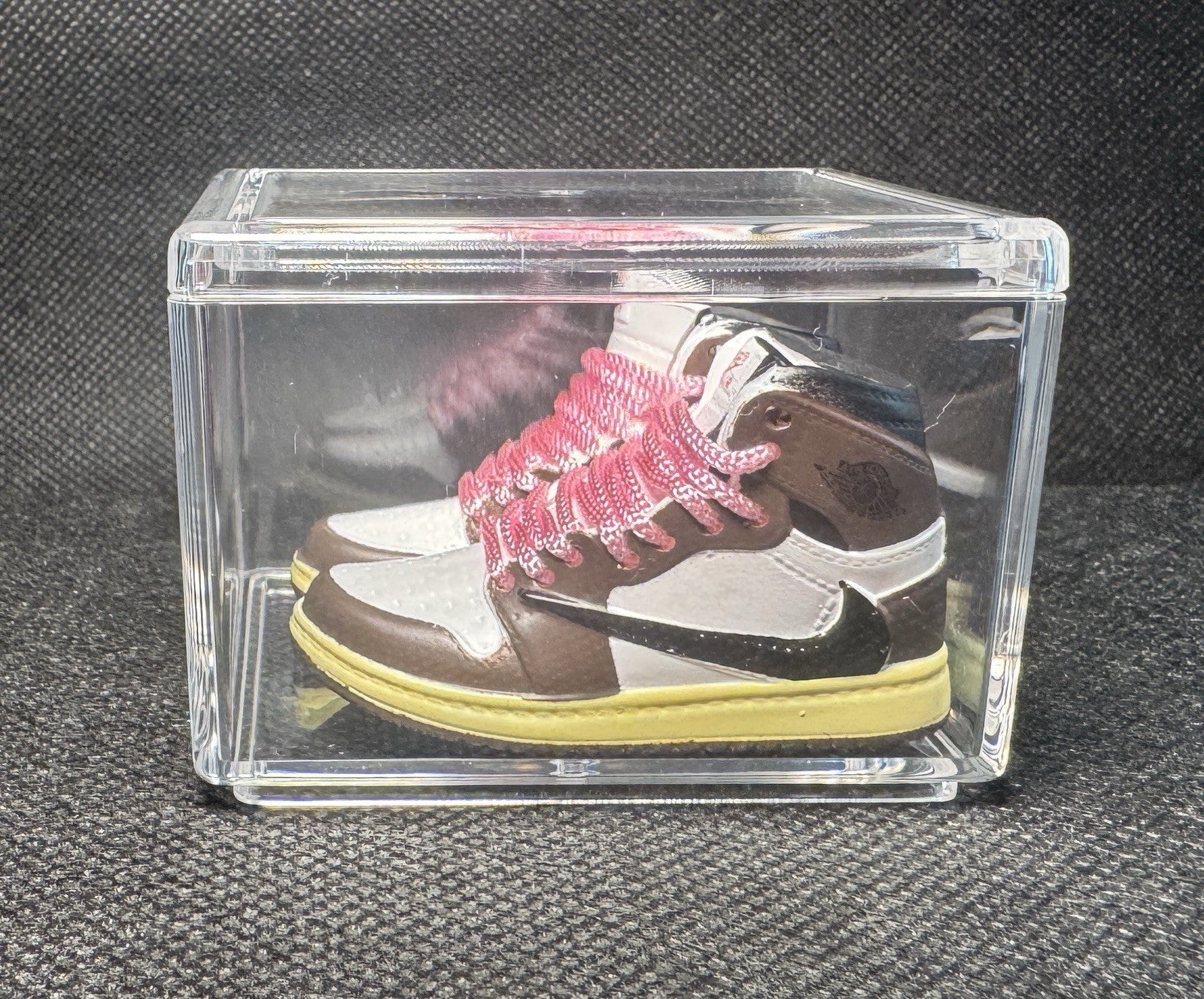 Air Jordan 1 Mini Sneaker Collectible Travis Scott OG High - Sole Essentials