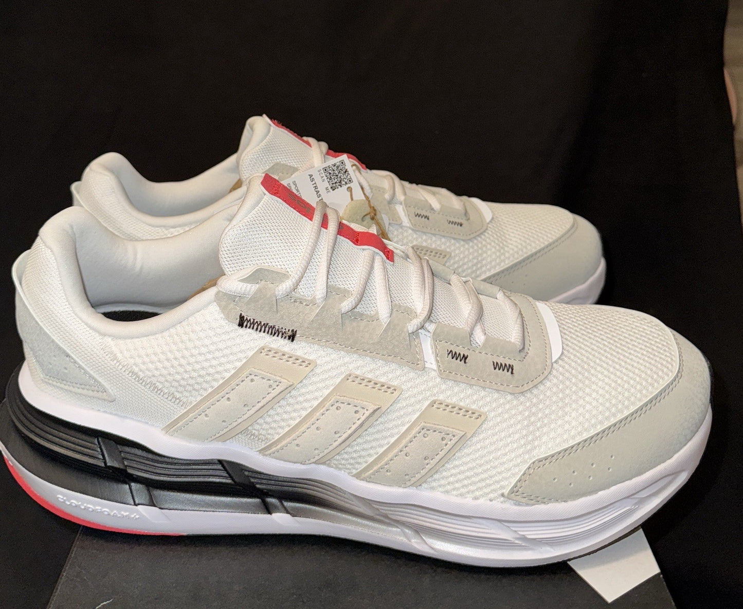 Adidas Astrastar Men’s Running Shoes White/Red Size 13 – New With Box - Sole Essentials
