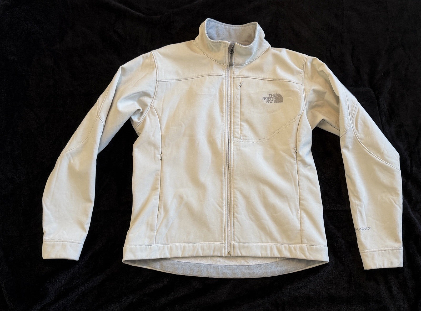 The North Face Apex Bionic Women’s Size M Pre-owned Excellent Condition - Sole Essentials