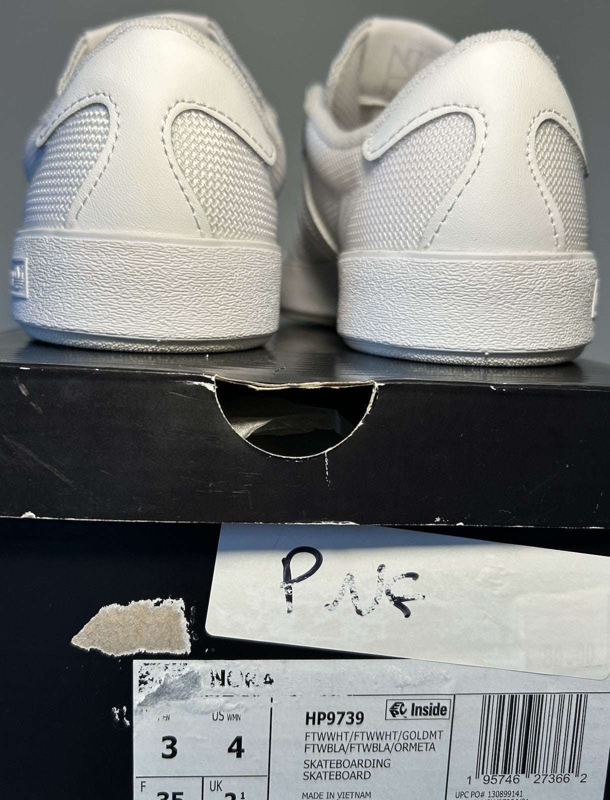 Adidas Nora "White/Metallic Gold" Youth Size 4 - Sole Essentials