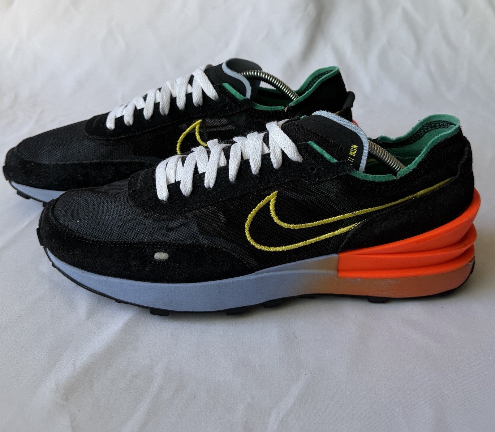 Men’s Size 11 - Nike Waffle One Peace and Unity  Pre-owned - Sole Essentials