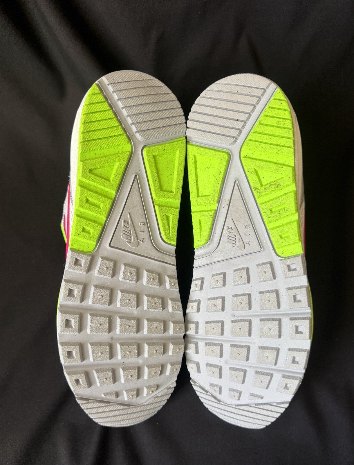 Nike Air Max Correlate Women’s Size 11 Pre-owned No Box - Sole Essentials