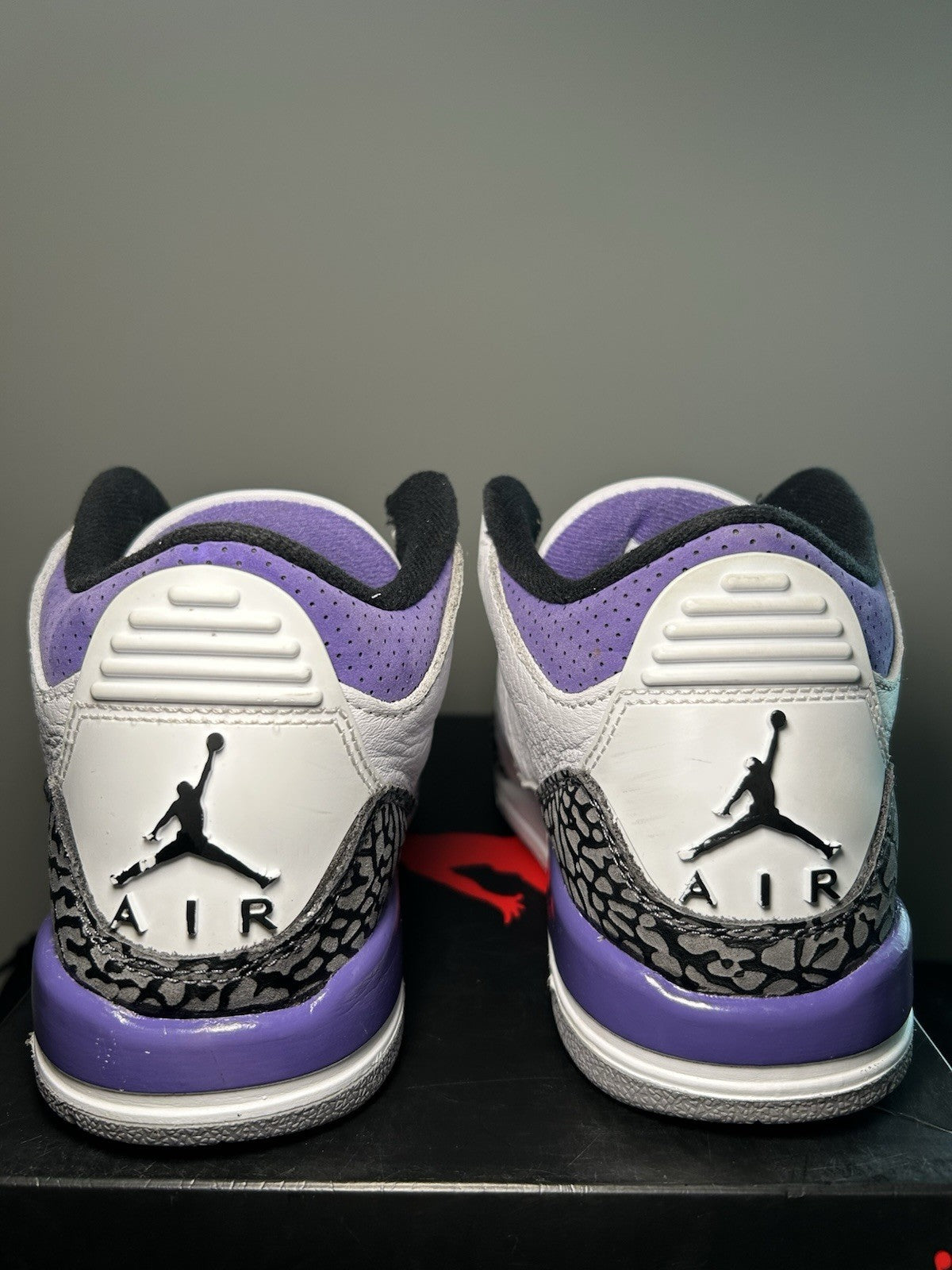 Nike Air Jordan 3 Retro Dark Iris 4Y Youth GS White Purple Black 398614-141 - Sole Essentials