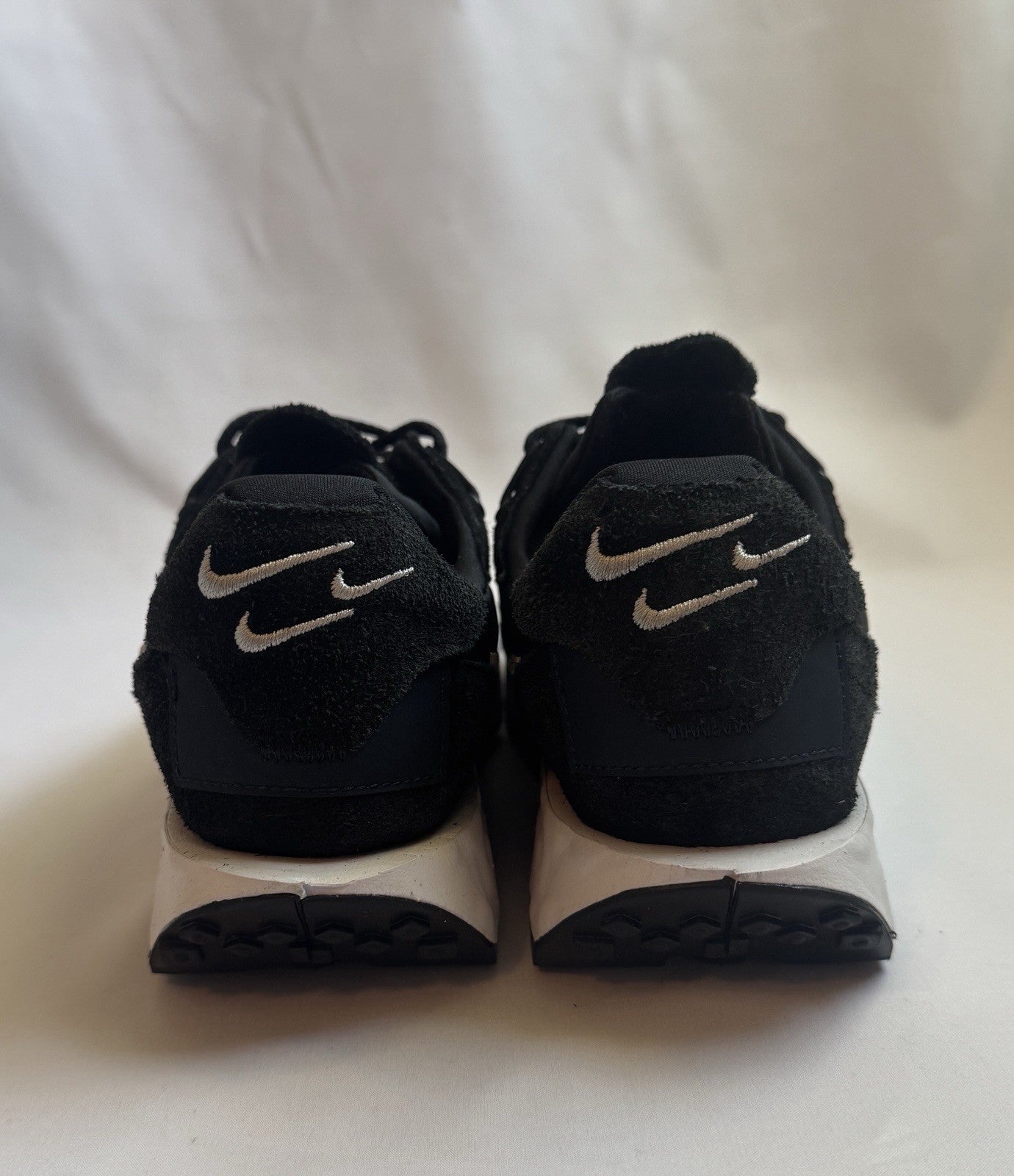 Nike Fontanka Waffle Black White Women’s Size 8.5  Pre-owned - Sole Essentials