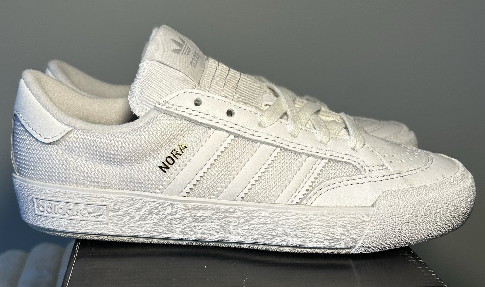 Adidas Nora "White/Metallic Gold" Youth Size 4 - Sole Essentials