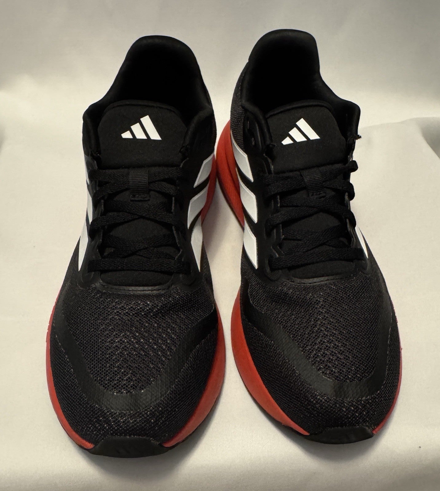 Adidas Runfalcon 5.0 Cloudfoam Black/Red/White Youth Size 6  Pre-owned - Sole Essentials