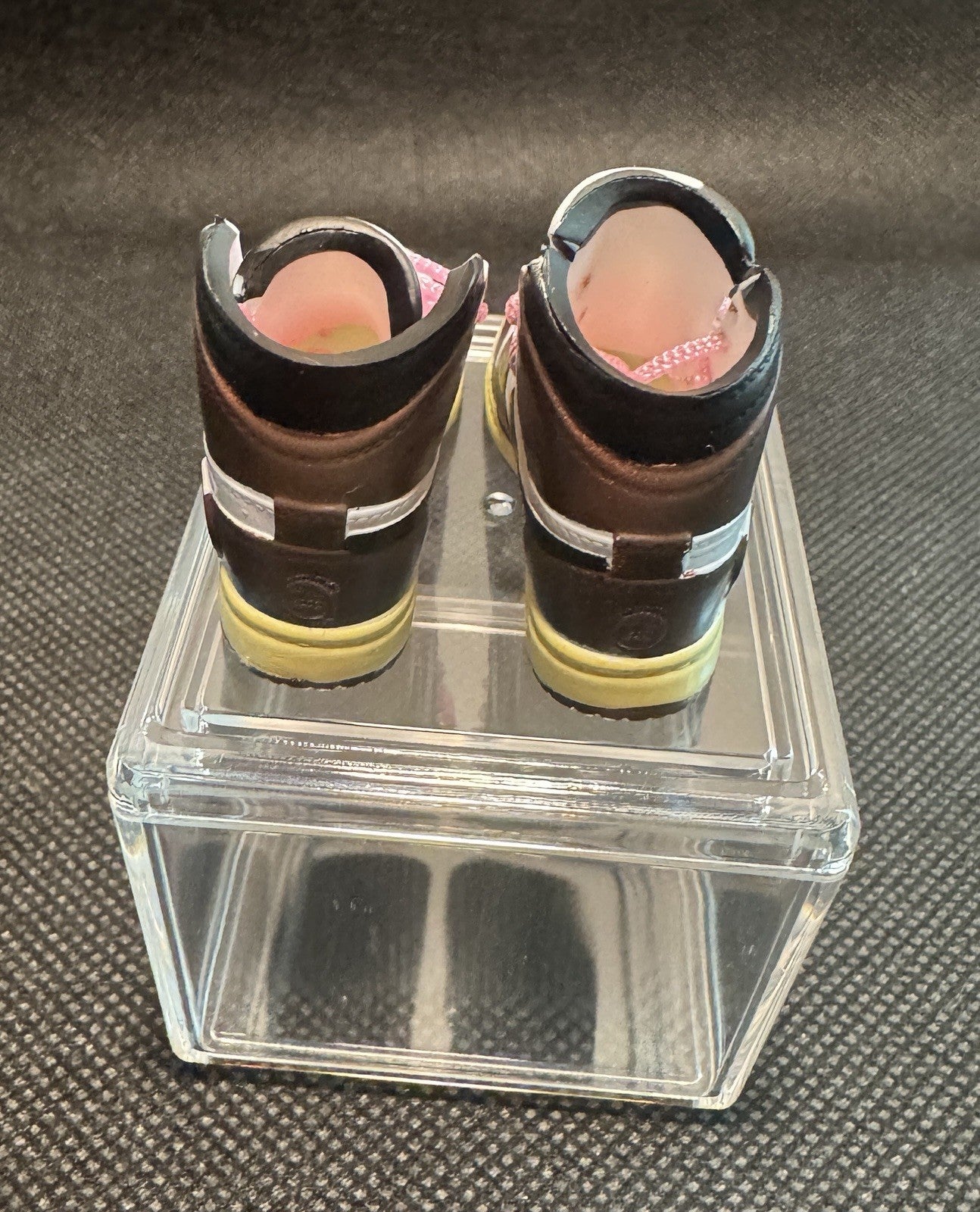 Air Jordan 1 Mini Sneaker Collectible Travis Scott OG High - Sole Essentials