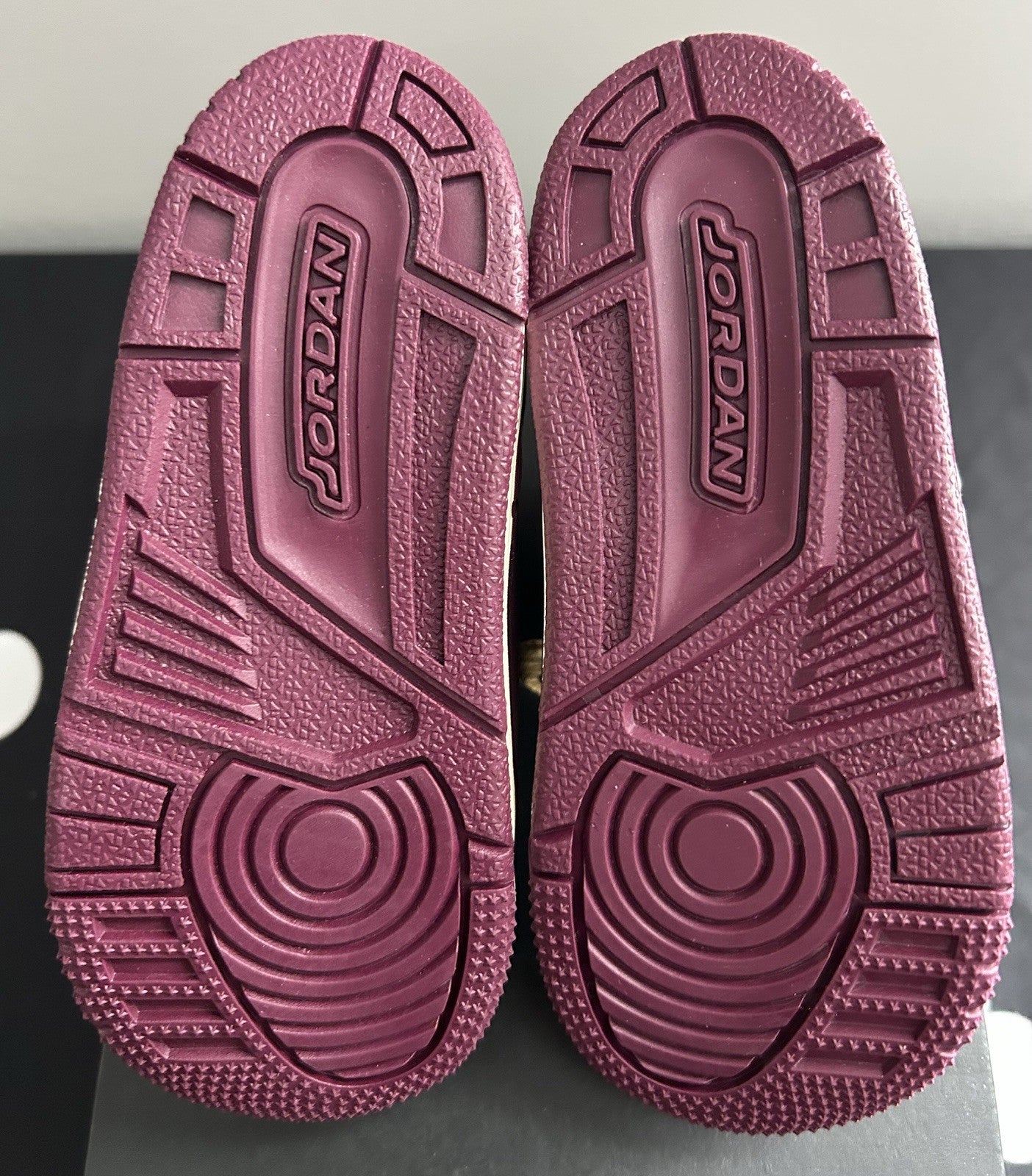 Jordan Spizike Low Bordeaux/Hyper Royal 9C FQ3952-641 - Sole Essentials