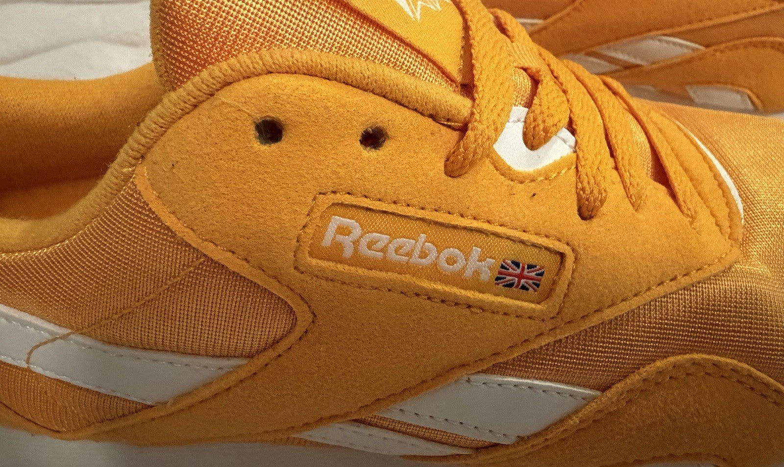 Size 5.5 - Reebok Classic Nylon Weathered Yellow Youth Size 5.5  Pre-owned - Sole Essentials
