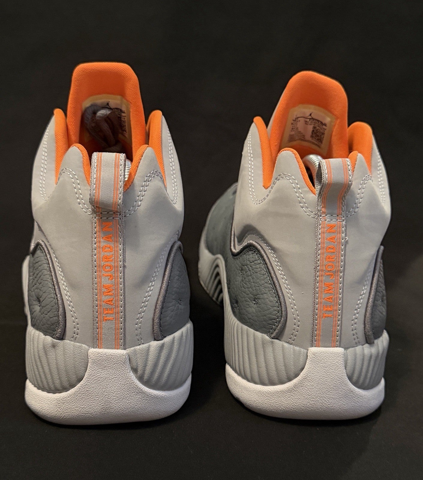 Size 14 - Air Jordan Jumpman Team 2 Cool Grey Total Orange 819175-008 Pre-owned - Sole Essentials