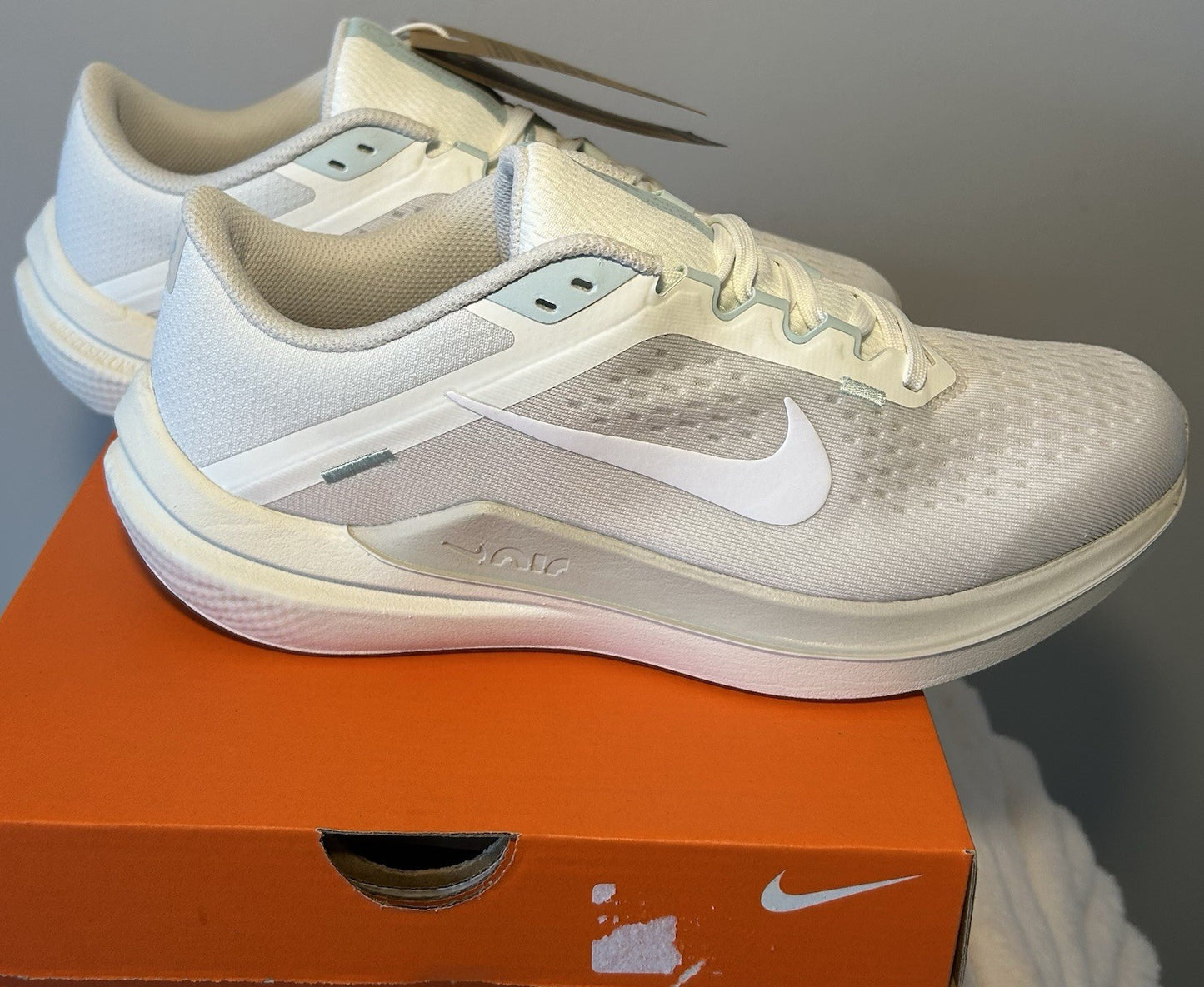 Nike Winflo 10 Women's Road Running Shoes Size 10 - Sole Essentials