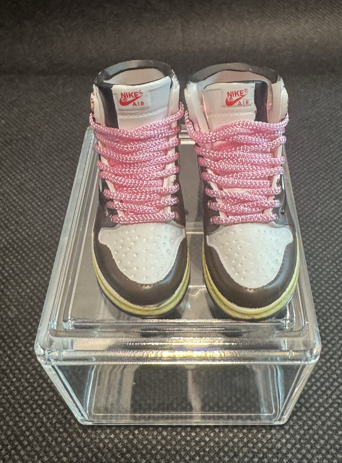 Air Jordan 1 Mini Sneaker Collectible Travis Scott OG High - Sole Essentials