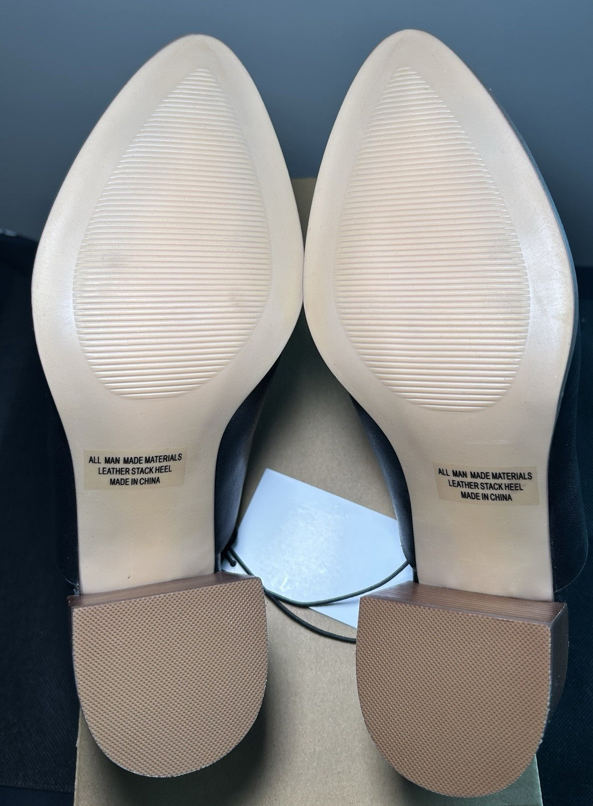 NEW Dolce Vida Black Leather Mules Slip-On Block Heel Women’s Size 9W - Sole Essentials