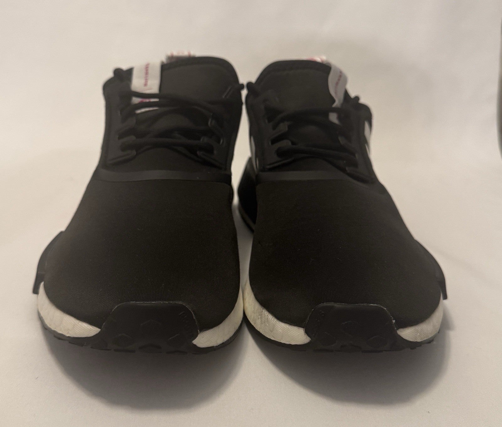 adidas Marimekko x NMD_R1 Laine Wave Women’s Size 9.5 Black White Pink GX8765 Pre-Owned - Sole Essentials