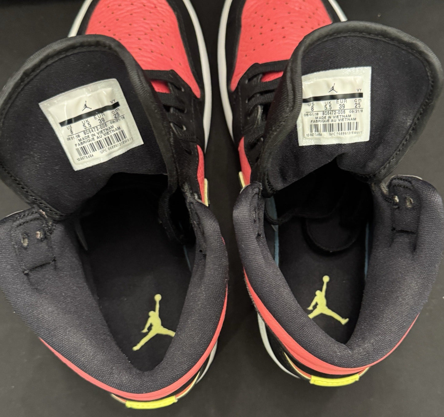 Jordan 1 Mid Black Hot Punch Women’s Size 8 Pre-owned BQ6472-006 - Sole Essentials