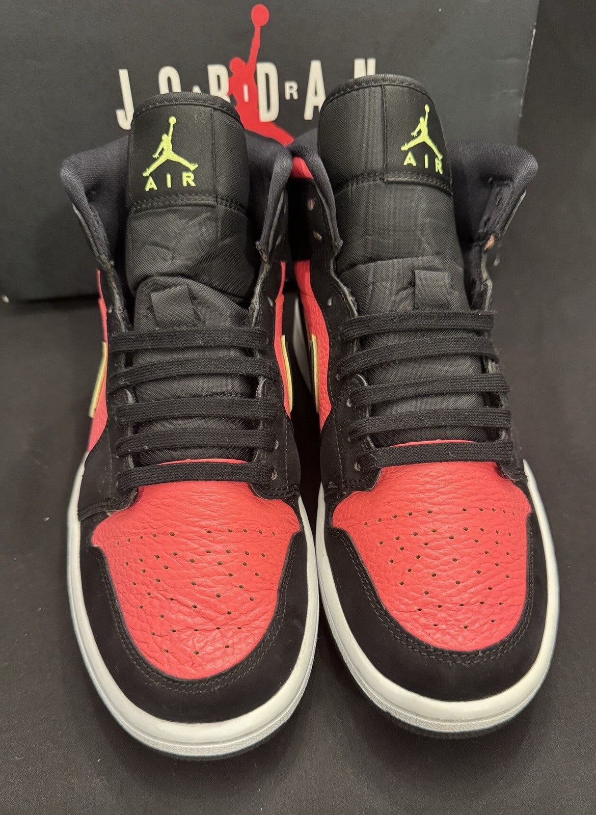 Jordan 1 Mid Black Hot Punch Women’s Size 8 Pre-owned BQ6472-006 - Sole Essentials