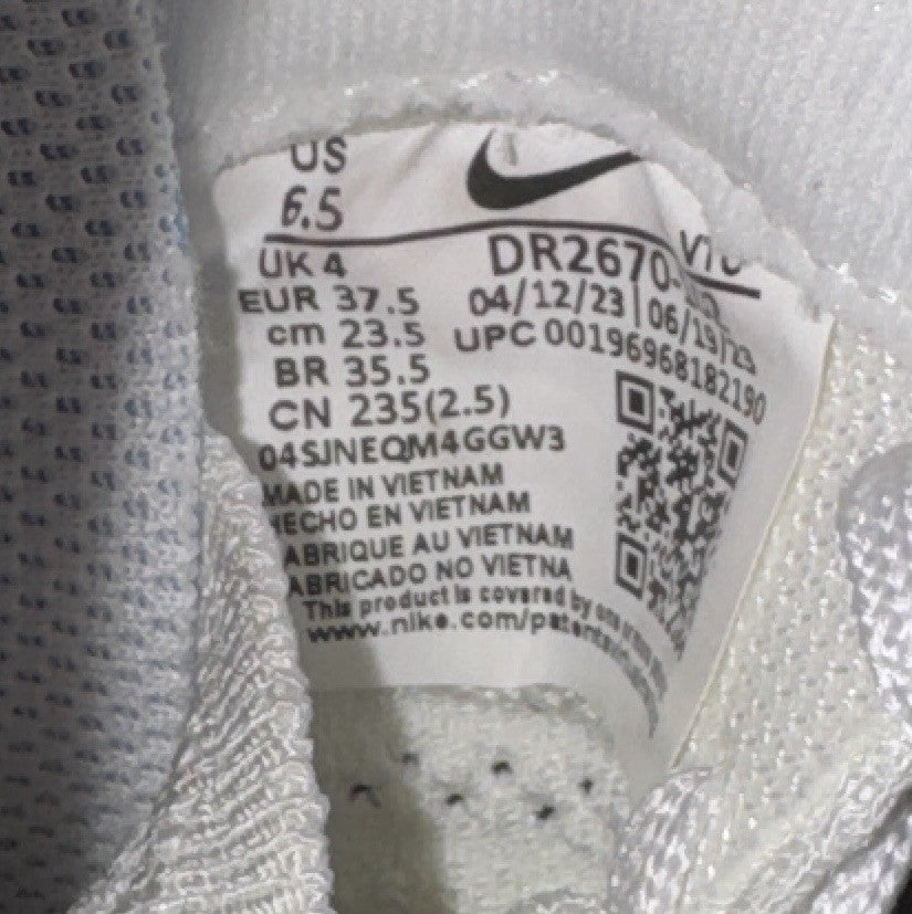 Nike Women's ReactX Infinity Run 4 White Metallic Silver Size 6.5 - Sole Essentials