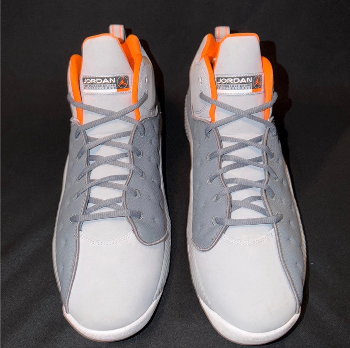 Size 14 - Air Jordan Jumpman Team 2 Cool Grey Total Orange 819175-008 Pre-owned