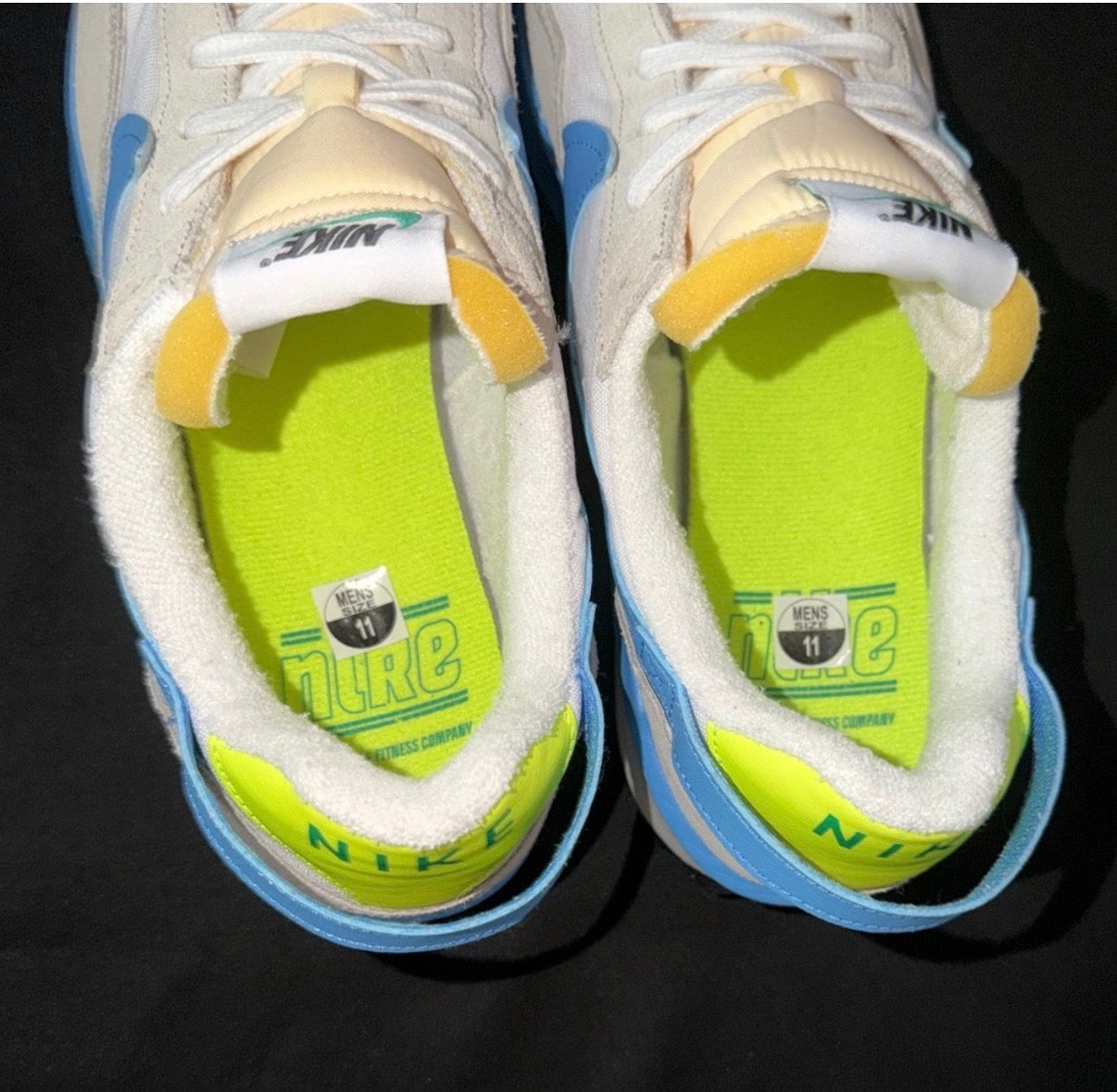 Nike Waffle Debut SE “Summit White / University Blue / Volt” – Men’s Size 11 - Sole Essentials
