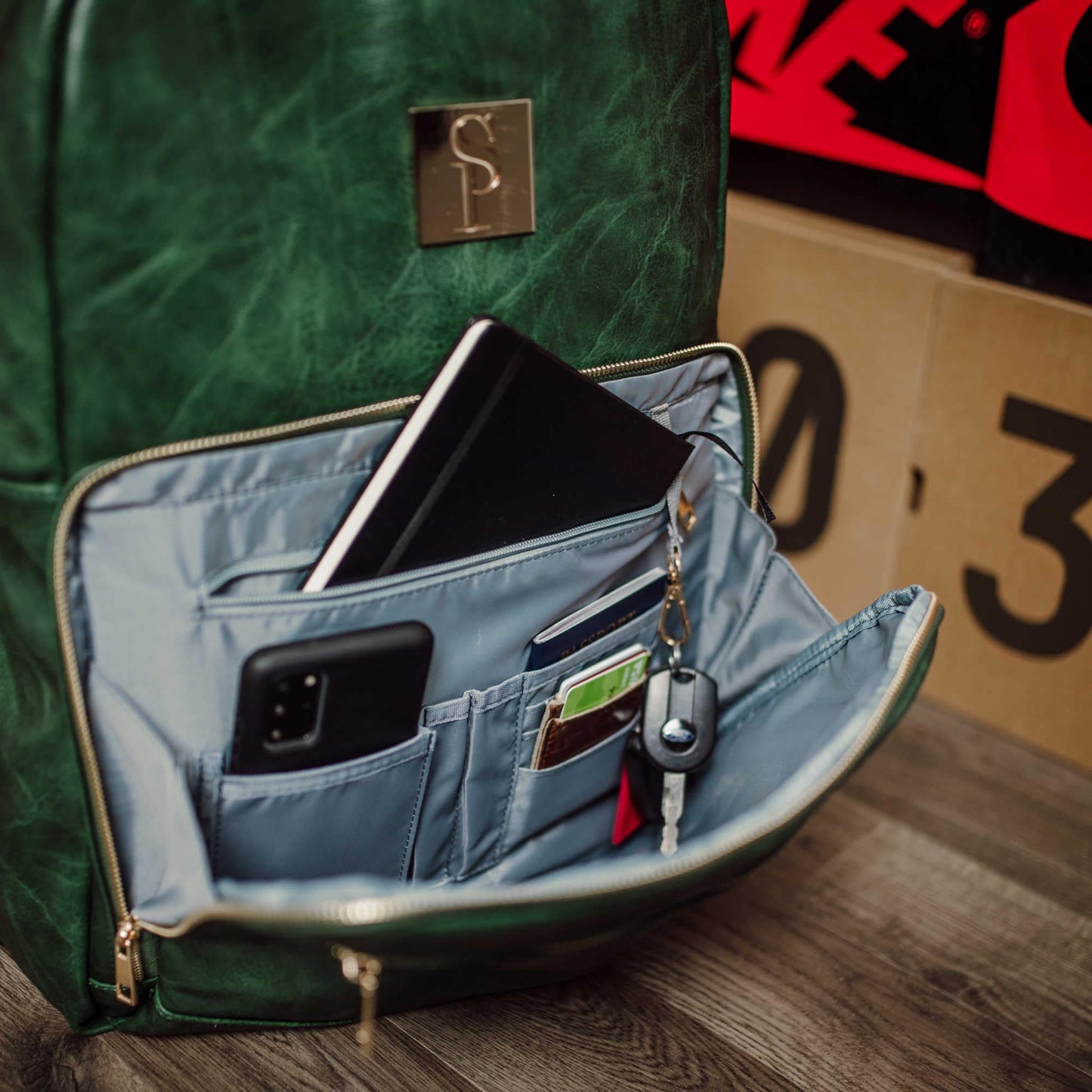Emerald Green Leather Commuter Bag (XL Design) - Sole Essentials