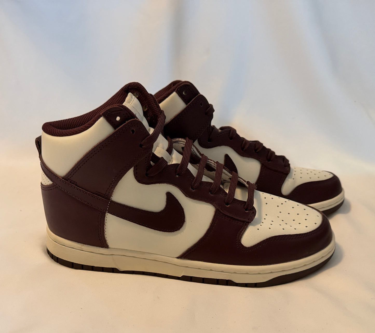 Nike Dunk High Burgundy Crush Women’s Size 8.5 Pre-owned DD1869-601 - Sole Essentials