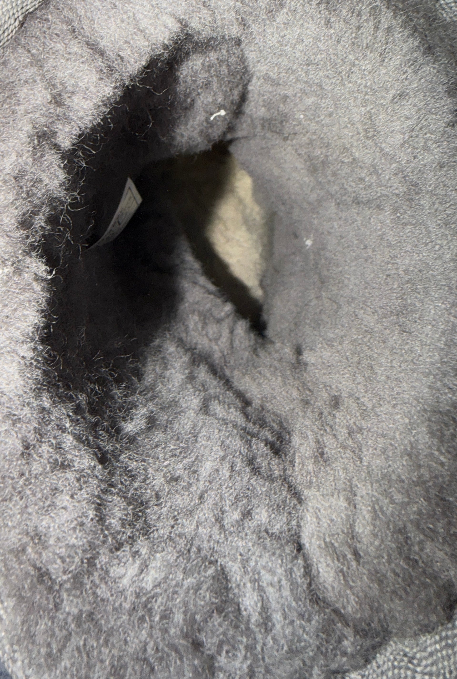 Uggs Classic Short Boots Gray Women’s Size 7 Pre-owned - Sole Essentials