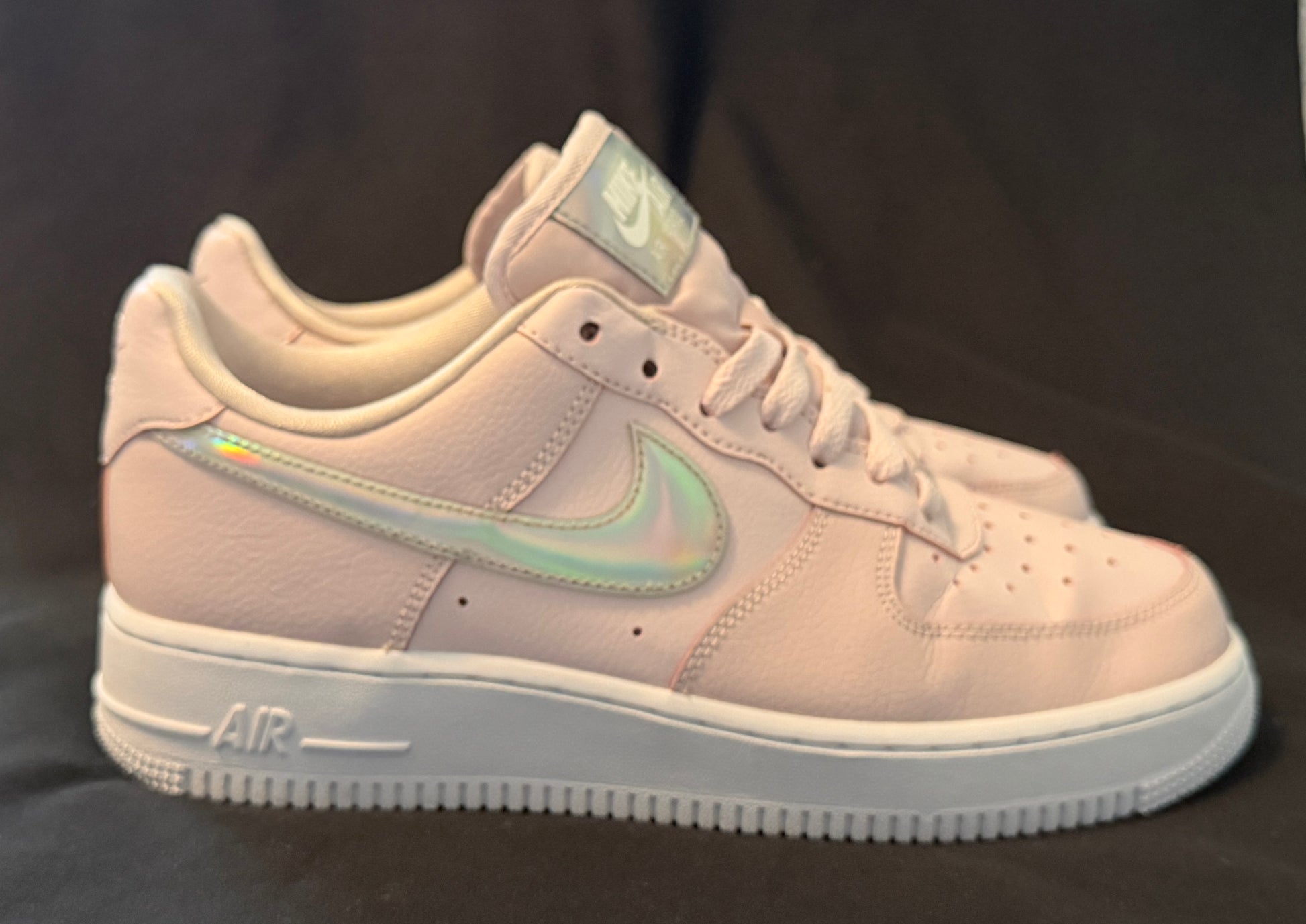 Women’s Nike AF1 Pink Iridescent CJ1646-600 Pre-owned Size 8.5 Pre-owned - Sole Essentials