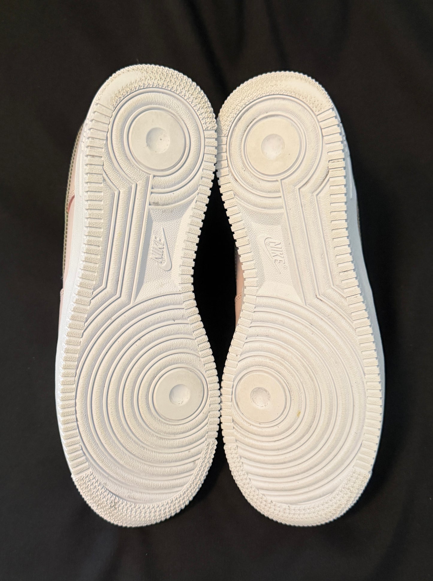 Women’s Nike AF1 Pink Iridescent CJ1646-600 Pre-owned Size 8.5 Pre-owned - Sole Essentials