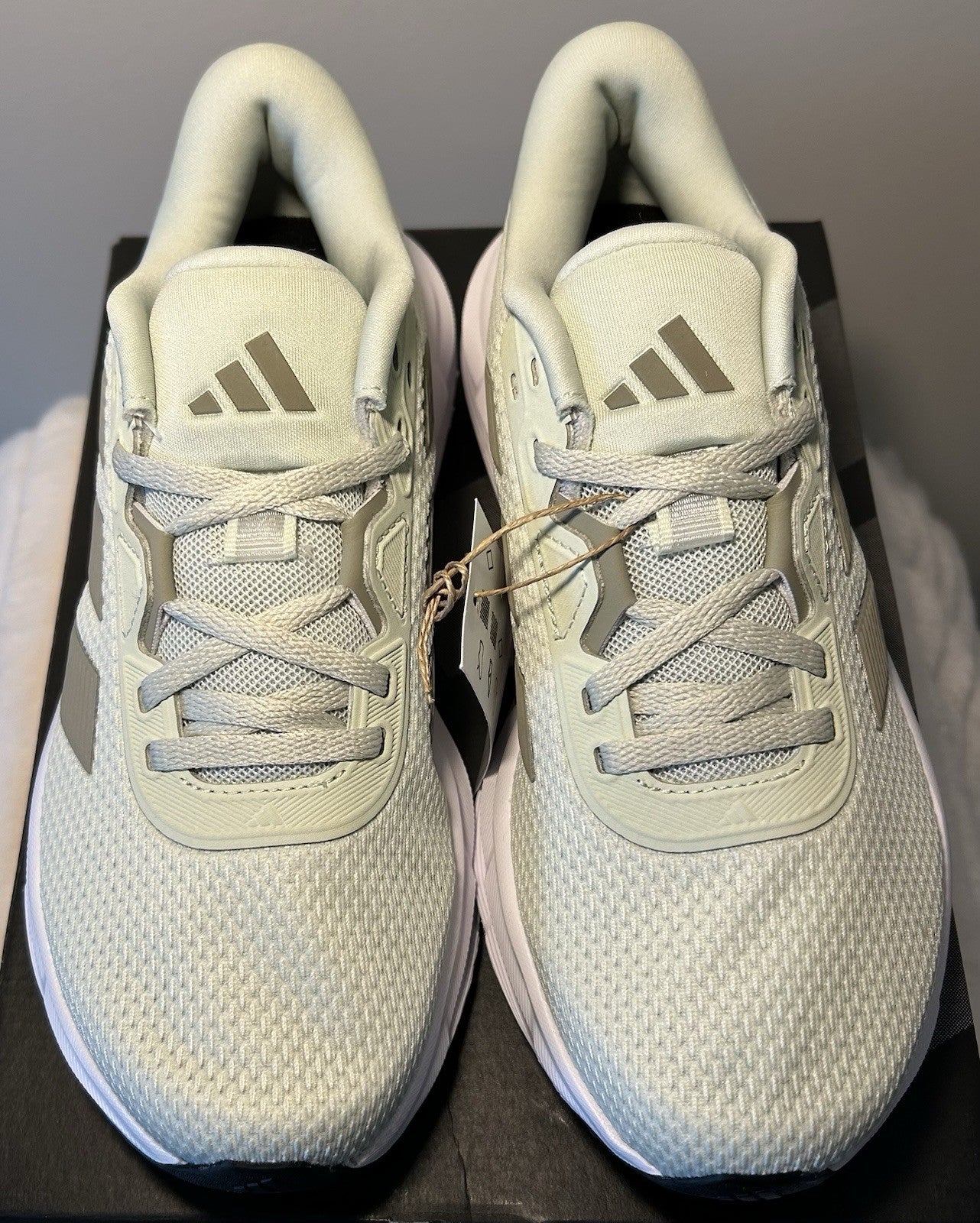 Adidas Galaxy Women’s Size 6 Mint Green - Sole Essentials